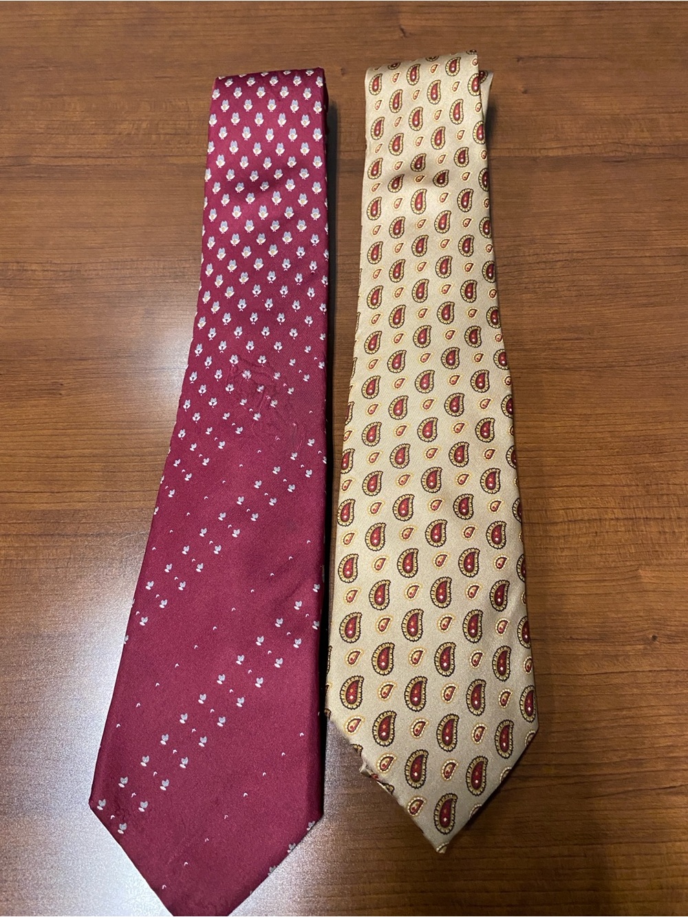 Serica Men's 100% Silk Vintage Tie LOT Burgundy/Beige Paisley Pointed Style